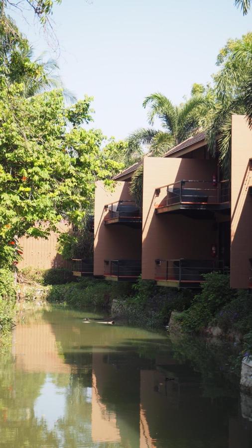 The Grace Amphawa Otel Samut Songkhram Dış mekan fotoğraf